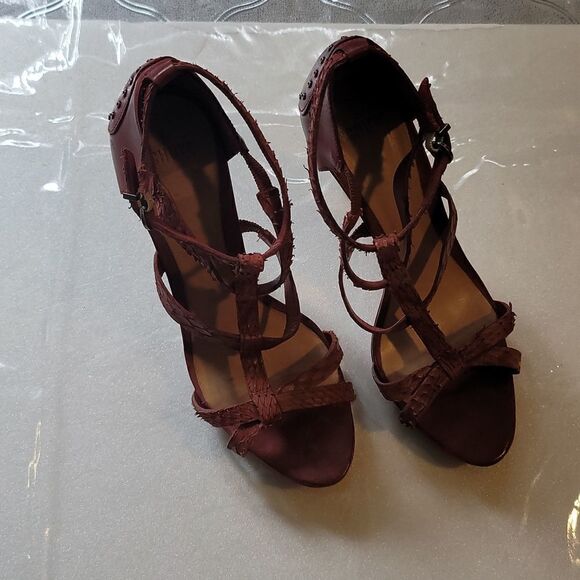 SCHUTZ  Red Leather Strappy Heeled Sandals - Picture 3 of 13